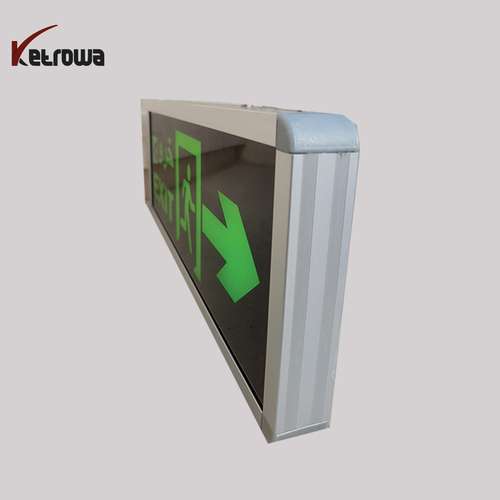 چراغ اضطراری و خروج